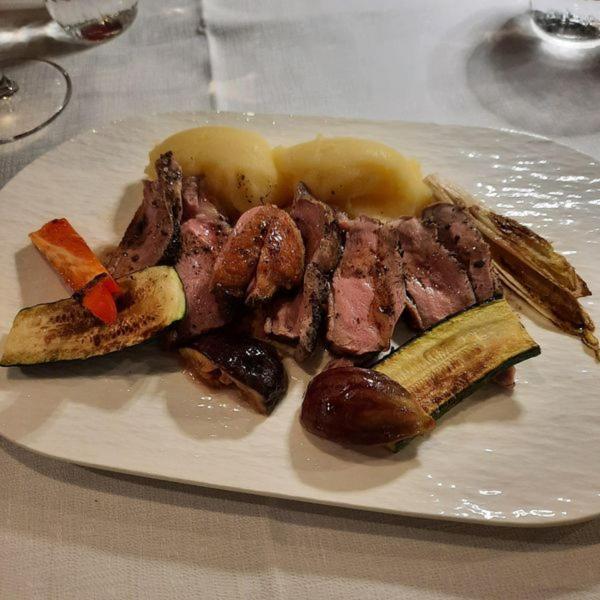 Locanda Gaudemus Систияна Екстериор снимка