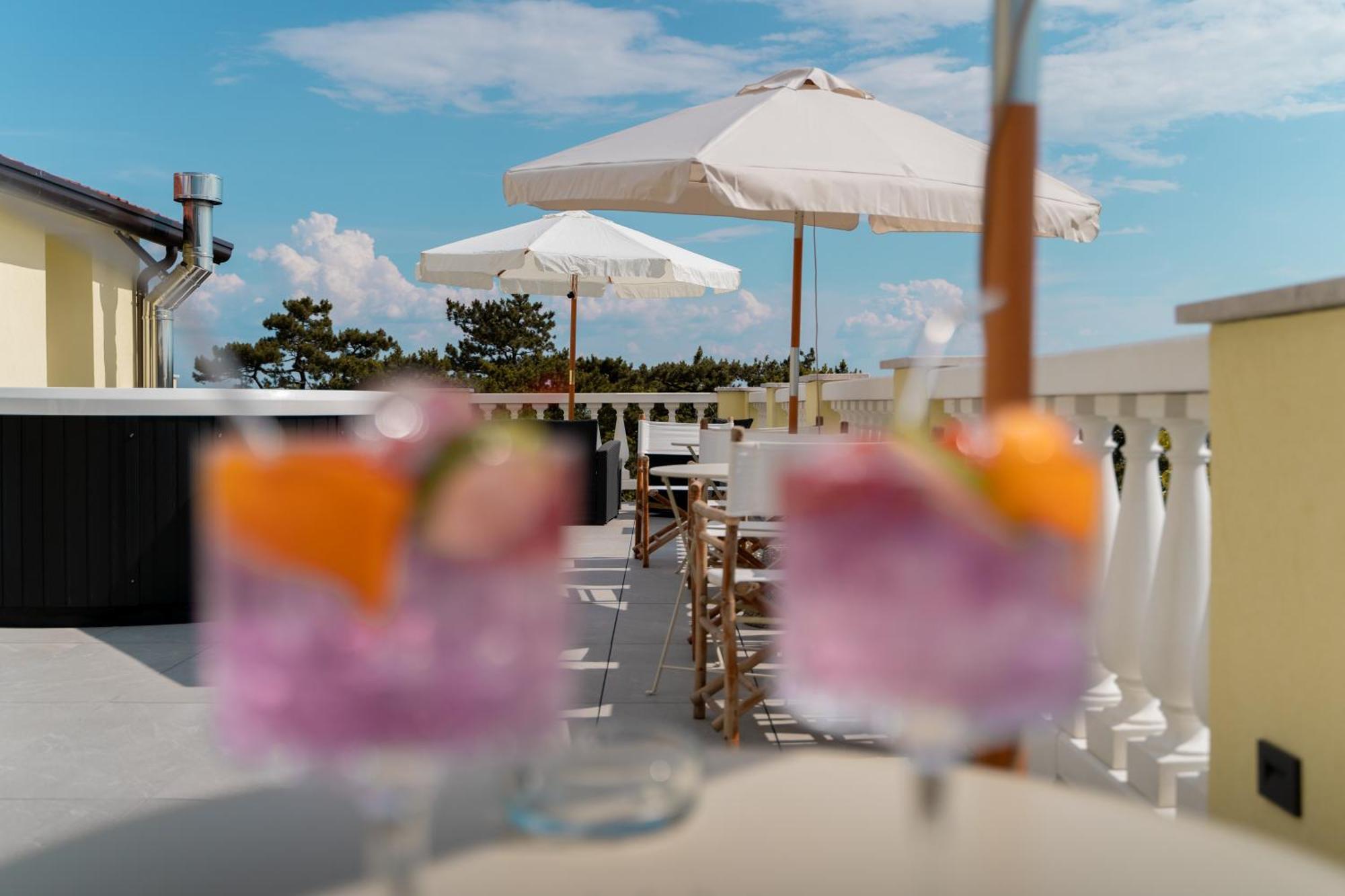 Locanda Gaudemus Систияна Екстериор снимка